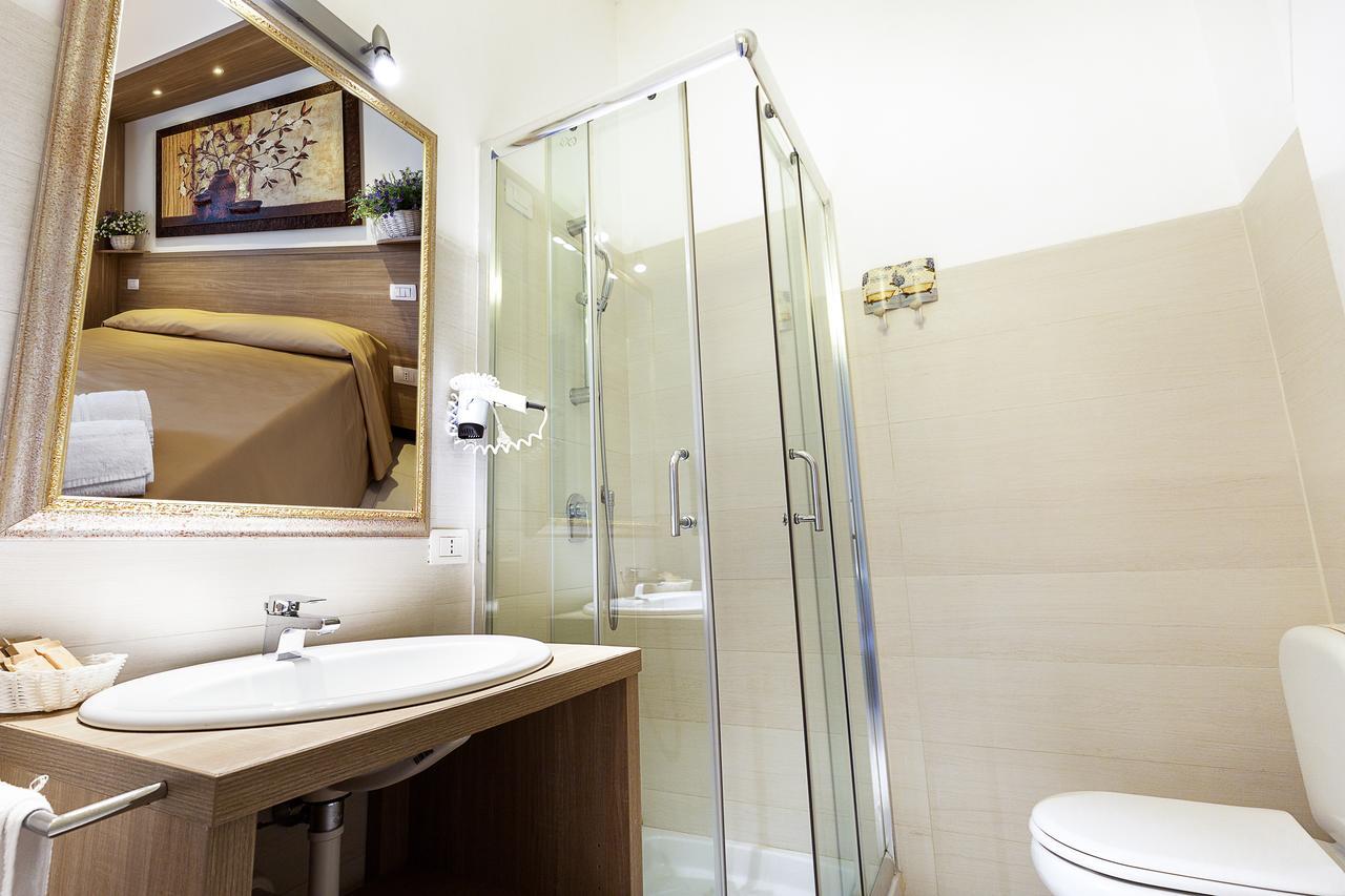 Le Residenze Del Centro Aparthotel Olbia Buitenkant foto