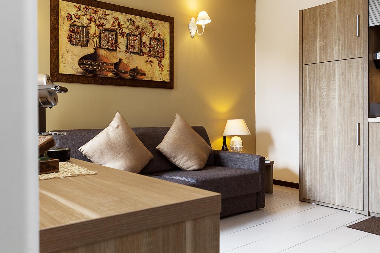 Le Residenze Del Centro Aparthotel Olbia Buitenkant foto
